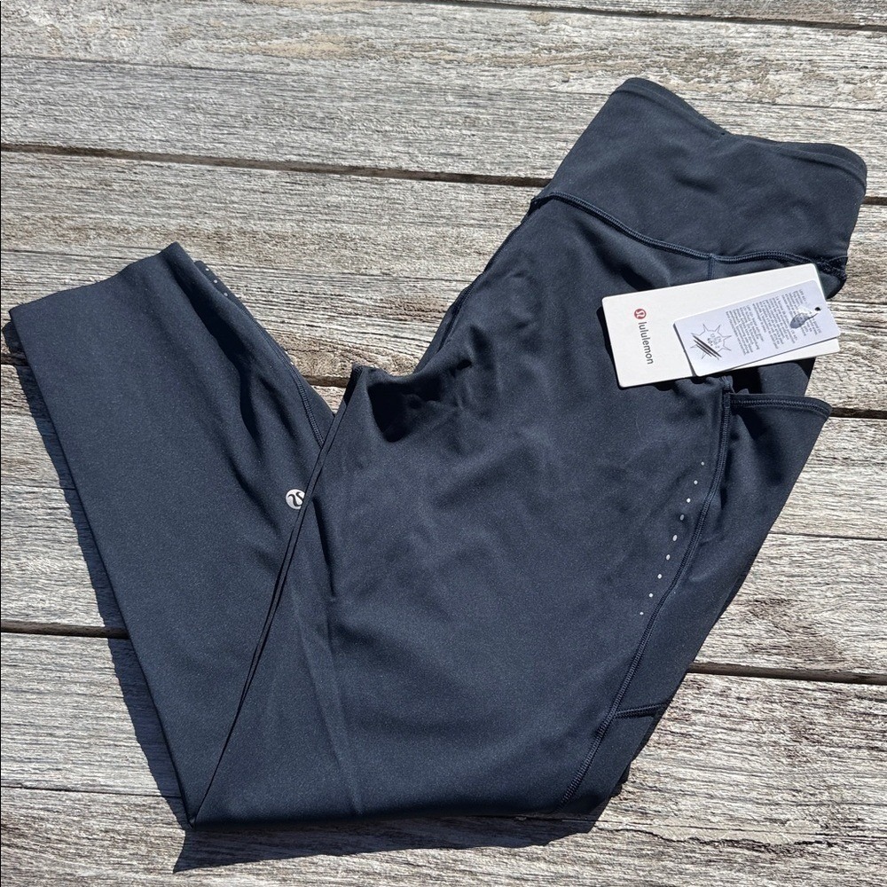 Lululemon Fast and Free High-Rise Tight 25" Pockets True Navy blue size 12 NWT